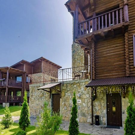 Klen Hotel Mykulychyn Exterior foto